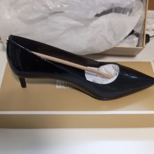 Michael Kors Kitten Heel Pump Shoe